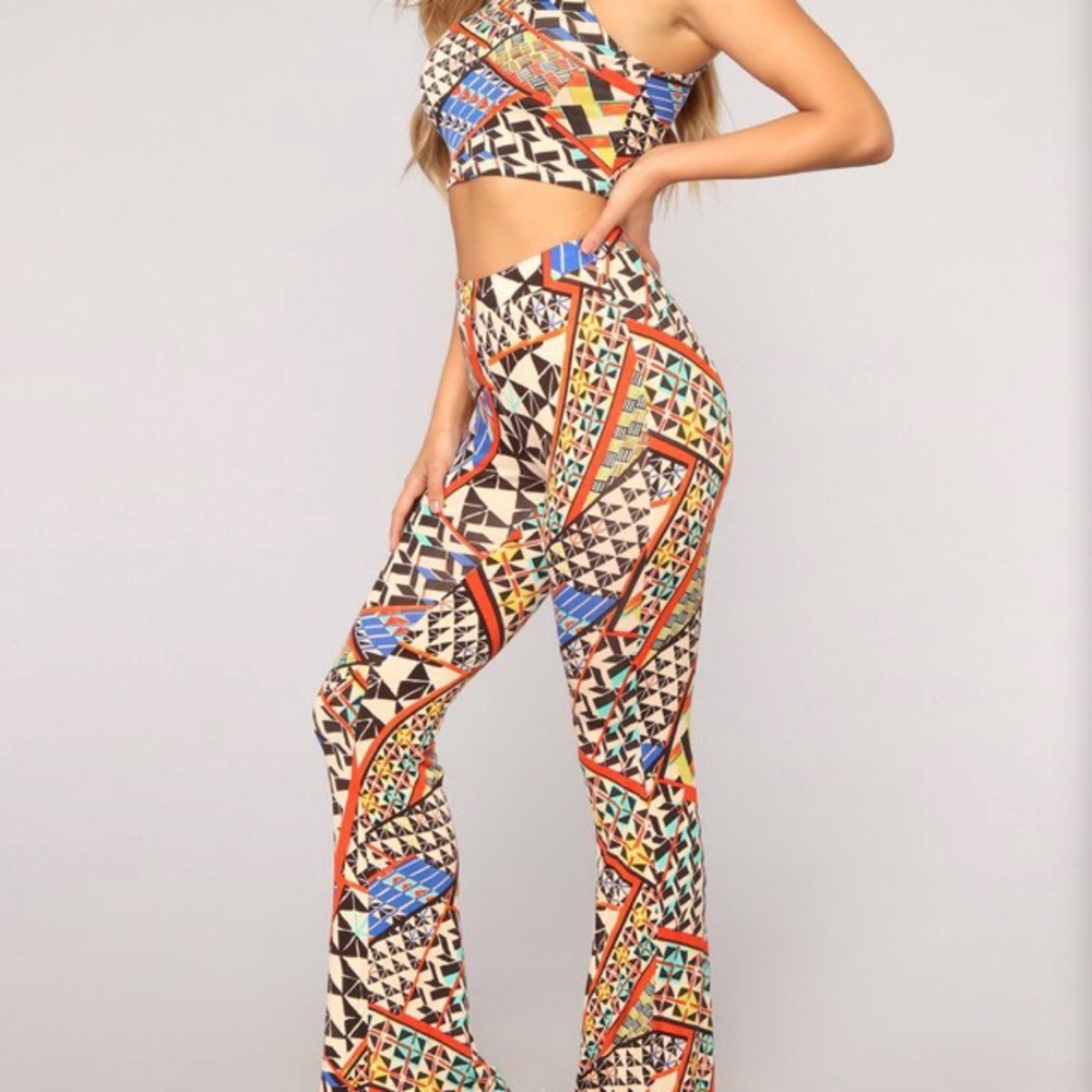 🚫SOLD🚫 Two Piece Set - Picture 3 of 3